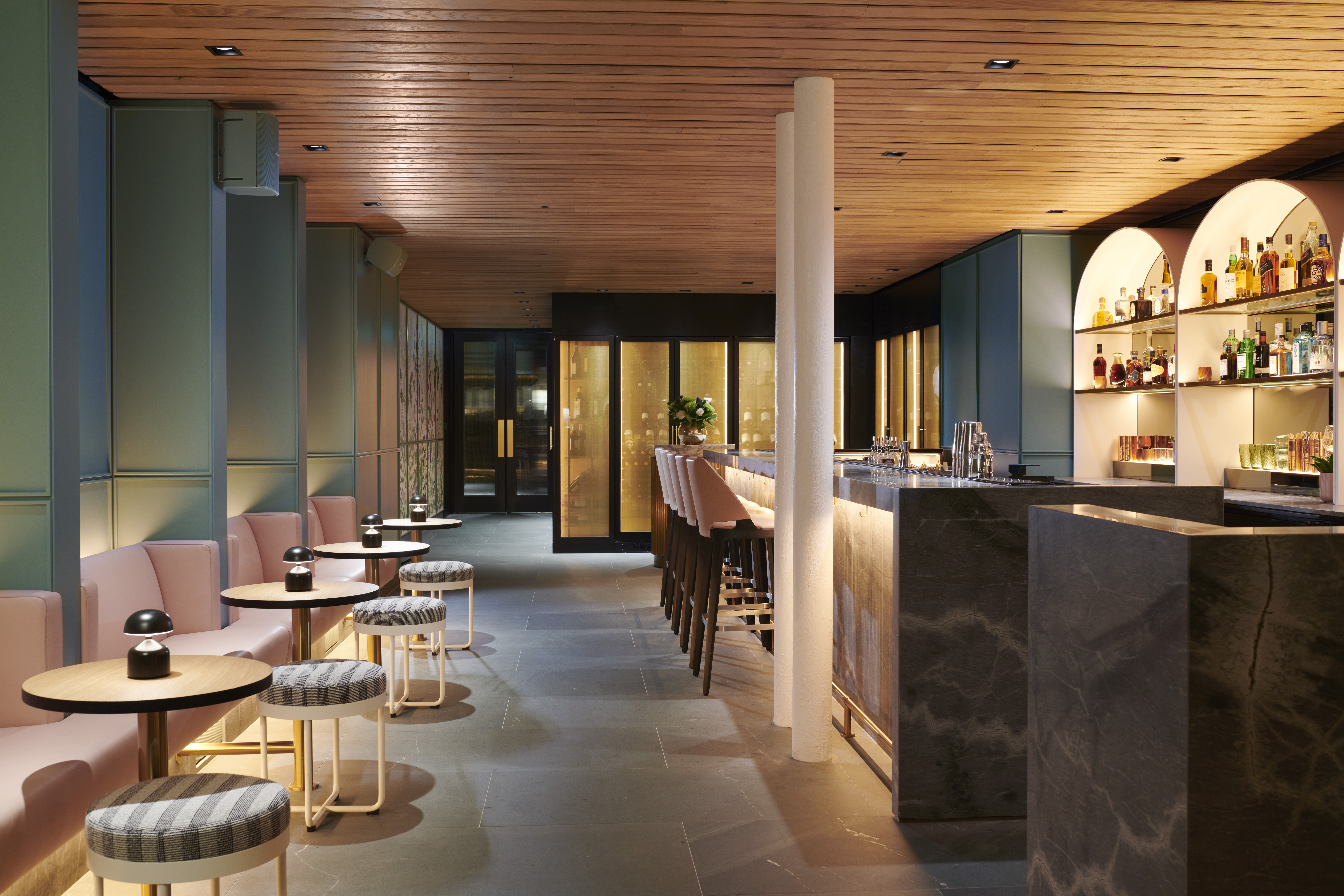 TH@51 Restaurant & Bar