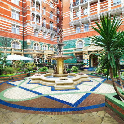 St James Court, A Taj Hotel image