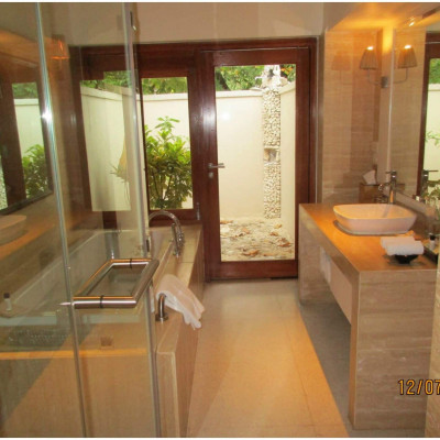 Vivanta By Taj Coral Reef image