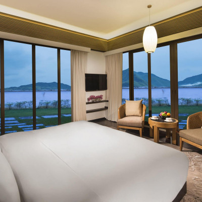 Banyan Tree Huangshan image
