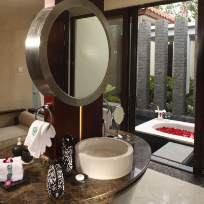 Banyan Tree Sanya image