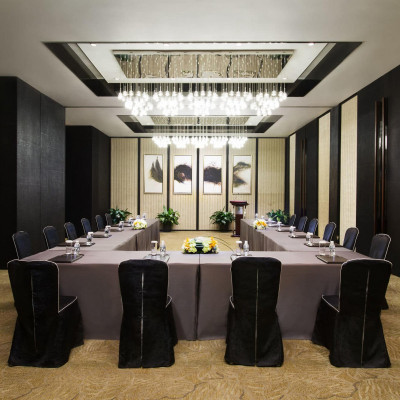 Banyan Tree Shanghai On The Bund image