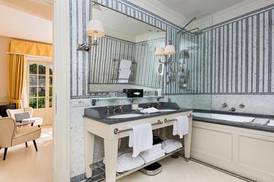 Penthouse Room