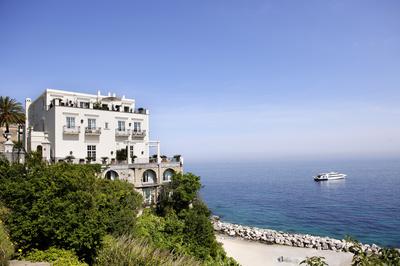 J.K. Place Capri image