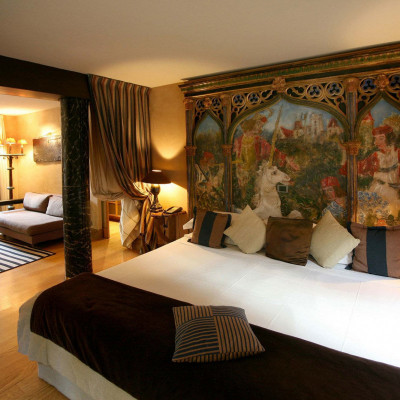Cour Des Loges image