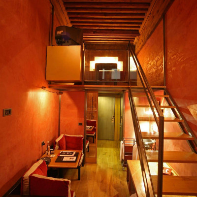 Cour Des Loges image