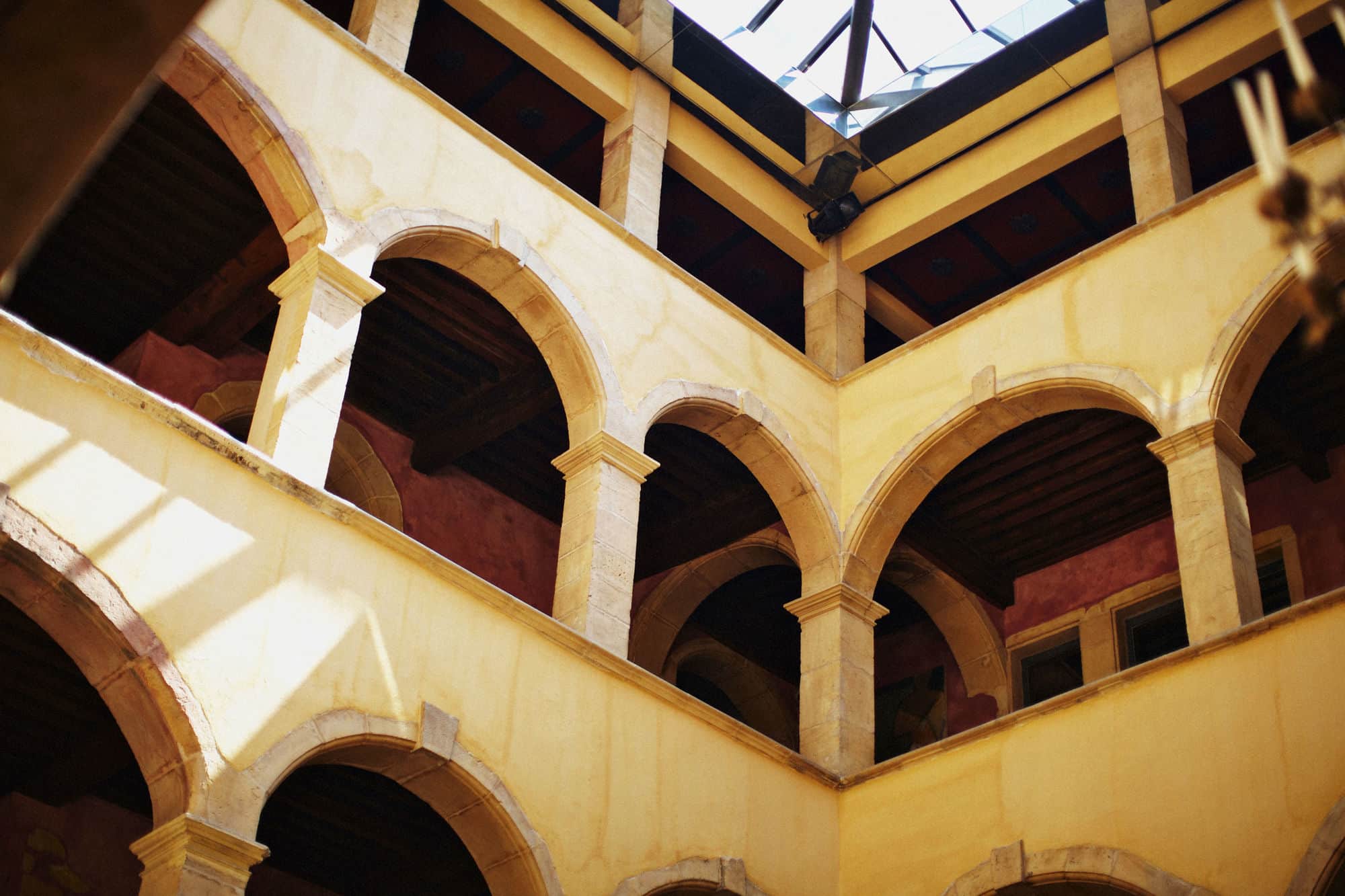 Cour Des Loges