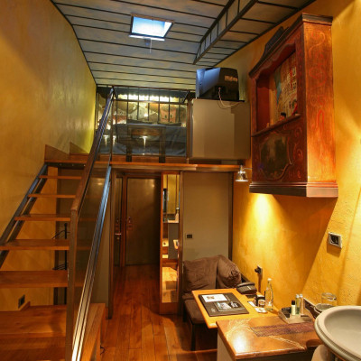 Cour Des Loges image