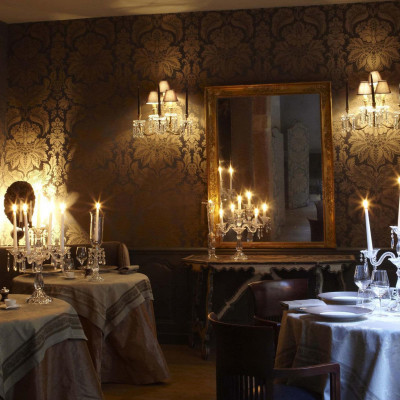 Cour Des Loges image