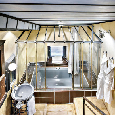 Cour Des Loges image