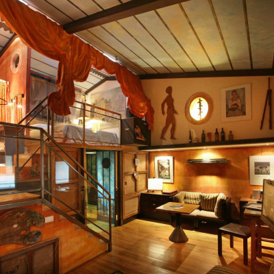 Cour Des Loges image