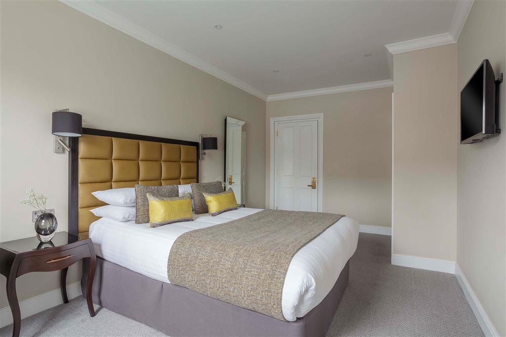 Oatlands Park Hotel