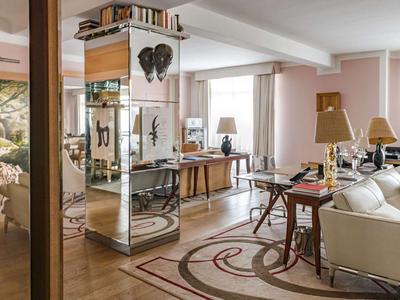 Royal Monceau Suite