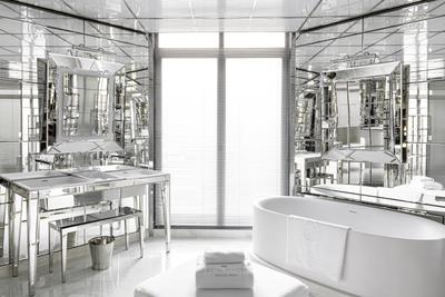 Royal Monceau Suite