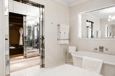 Raffles Presidential Suite