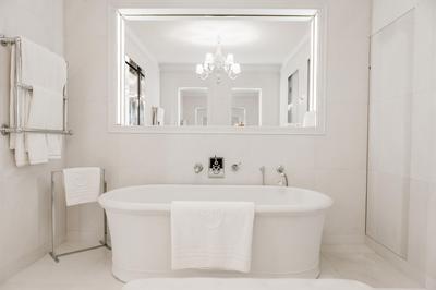 Raffles Presidential Suite