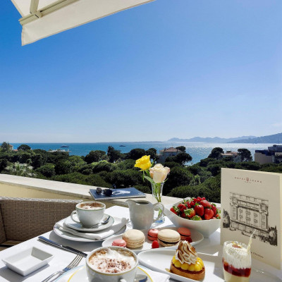 Hotel Juana image