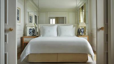 Four Seasons Sea-View Suite