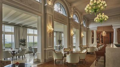 Le Bar