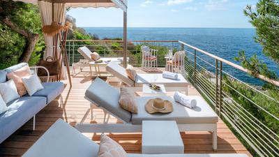 Le Club Dauphin - Private Seaside Cabana
