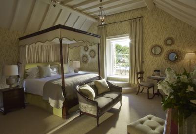 Top-Notch Room