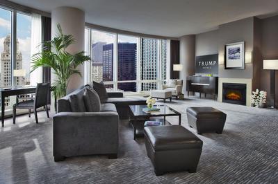 Grand Deluxe Suite