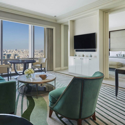 Four Seasons Deluxe Suite