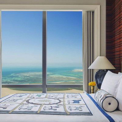 Four Seasons Executive Suite