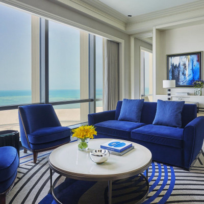 Four Seasons Executive Suite