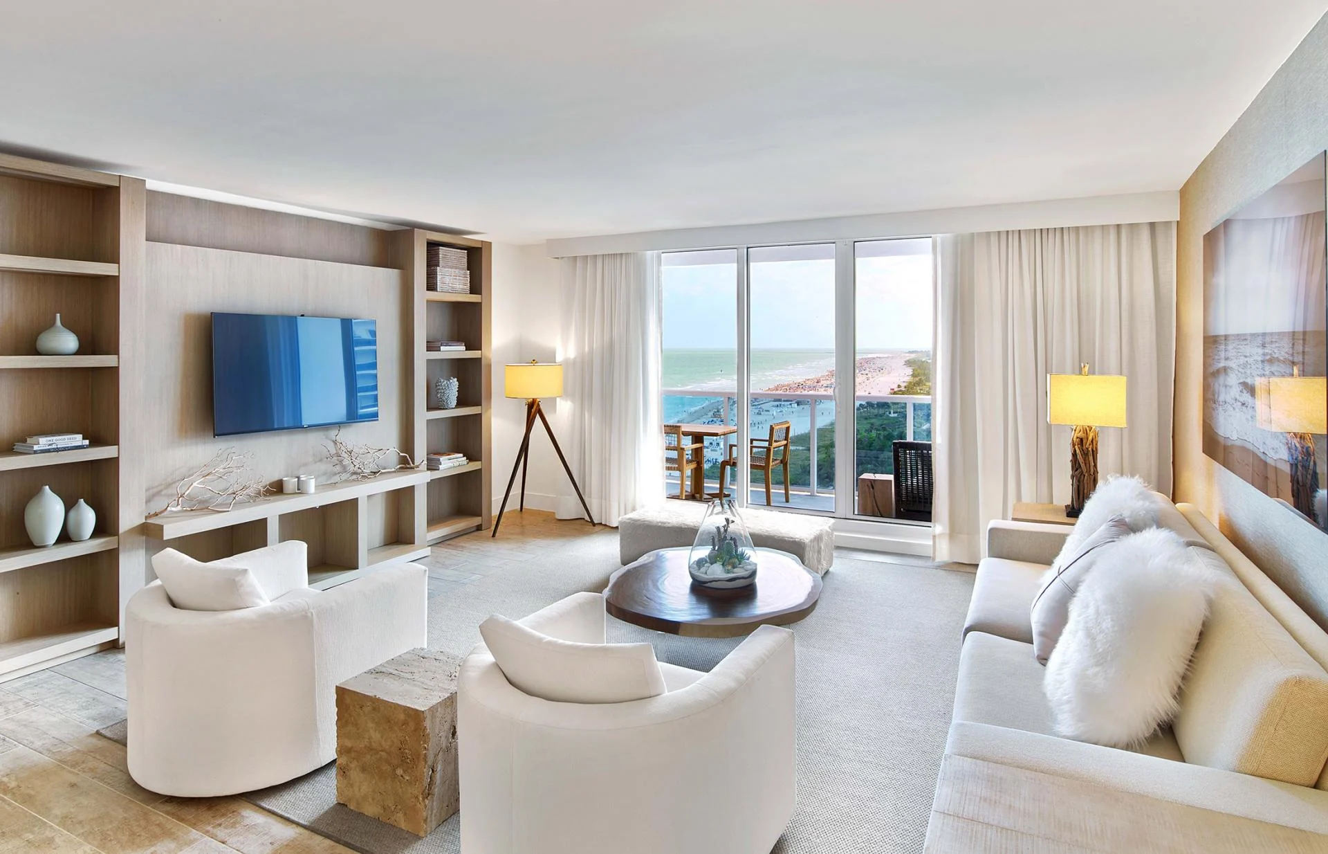 Two Bedroom Ocean View Home with Balcony