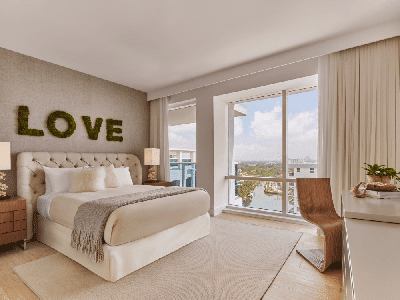 3-Bedroom Ocean View Penthouse with Balcony