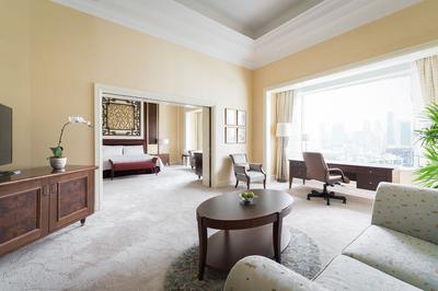 Valley Wing Shangri-La Suite