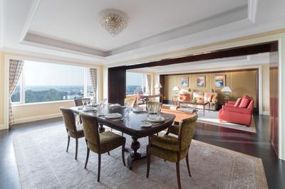 Singapore Suite