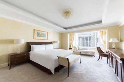 Singapore Suite