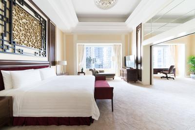 Valley Wing Shangri-La Suite