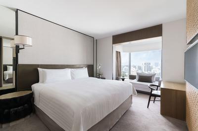 Tower Wing One-Bedroom Suite