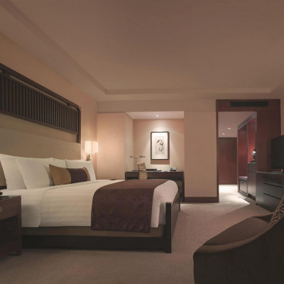 Shangri-La Hotel, Toronto image