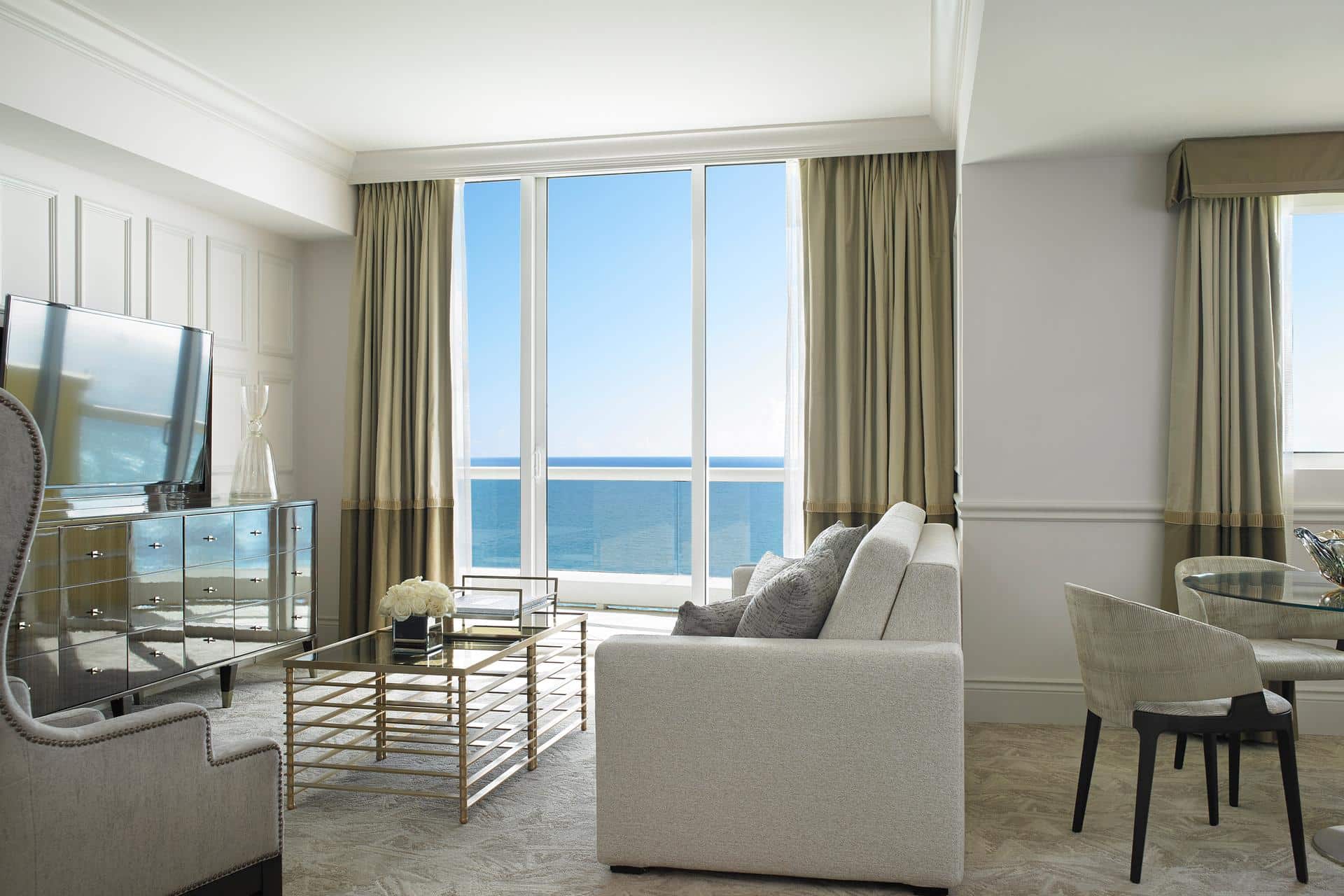 One Bedroom Oceanfront Villa