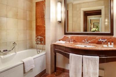 Executive King Room