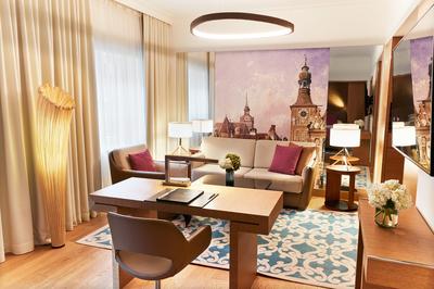 Grand Deluxe Room