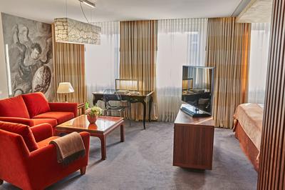 Deluxe Junior Suite