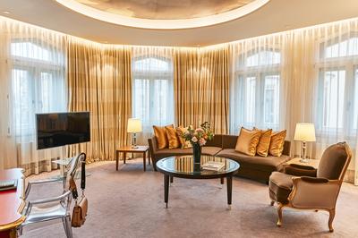 Executive Two Bedroom Suite
