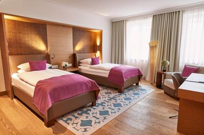 Grand Deluxe Room Twin