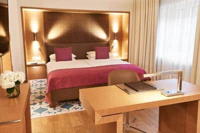 Grand Deluxe Room