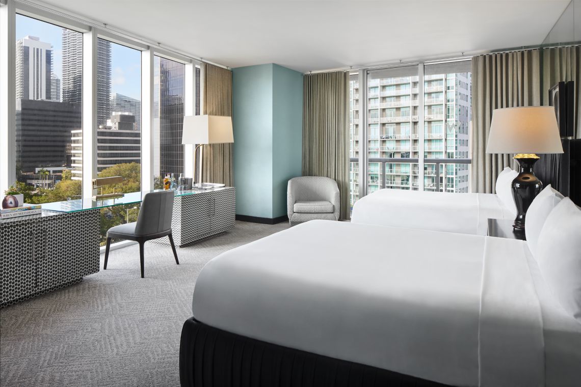 Premier Deluxe, Larger Guest Room, 2 Queen, Balcony