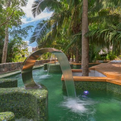 W Punta de Mita image