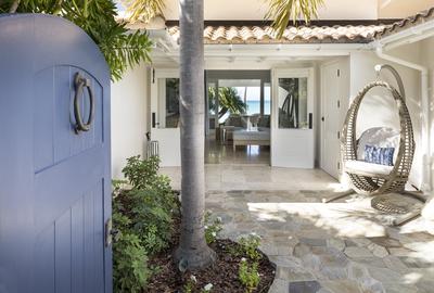 Beachside Suite