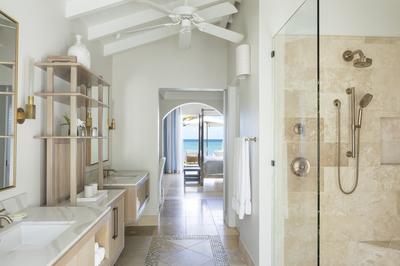 Pool Suite