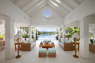 7-Bedroom Bananaquit