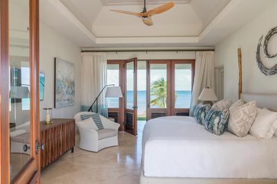 7-Bedroom Pure Turquoise